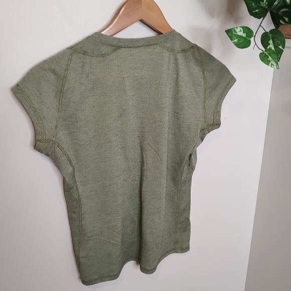 Mountain Hardwear Moss Green Tee Size Small - Picture 3 of 8